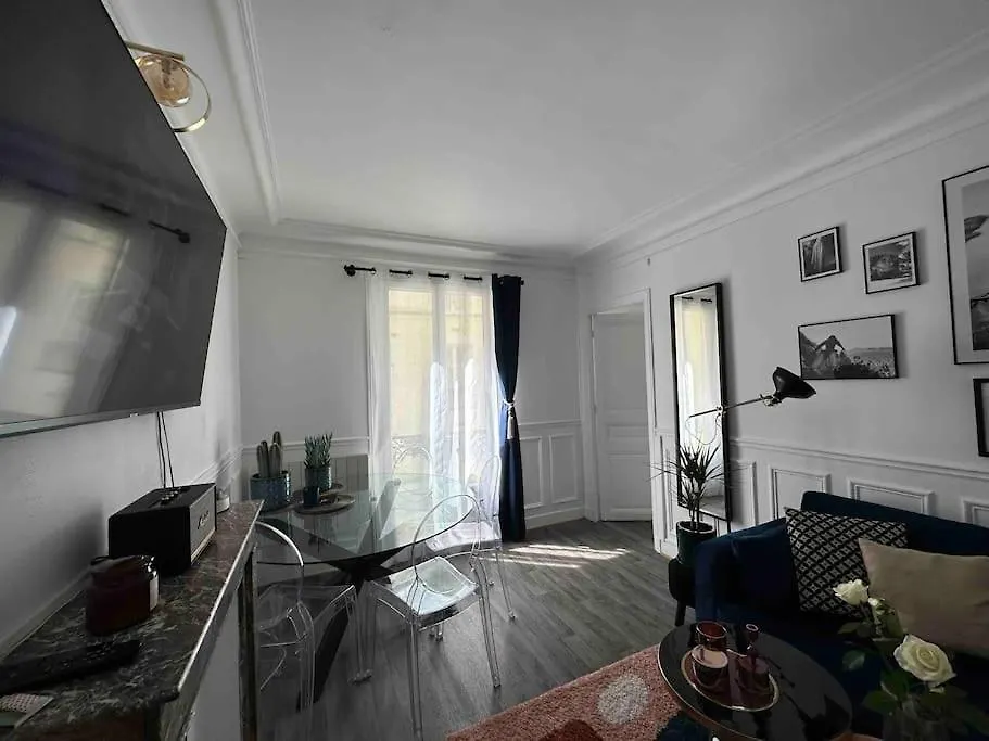 Coeur De Paris, Pres Tour Eiffel Apartment